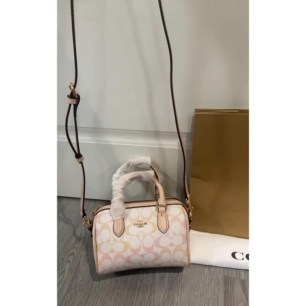 Coach handbag - Picture 3 of 7